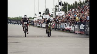 Nino Schurter with awesome photofinish against Anton Cooper in Nove Mesto
