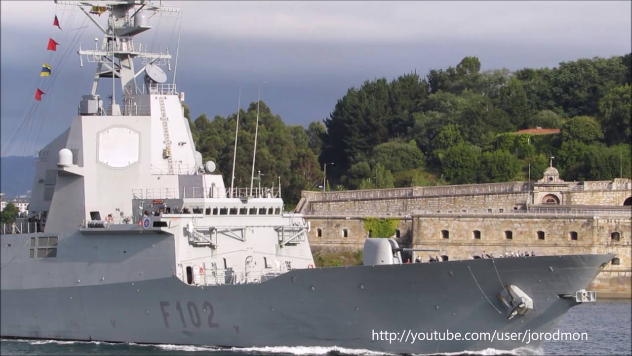 Fragata F102 ALMIRANTE JUAN DE BORBÓN saliendo de Ferrol