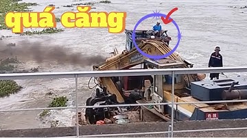 Sà lan đầu kéo tuột cống ba lần nước chảy quá xiếc