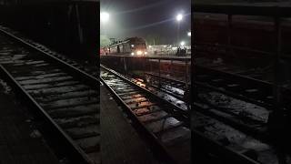 Muzaffarpur se bhagalpur Jane wali passanger train  12AM ko Barauni jn pahunchte hue. #shorts #viral