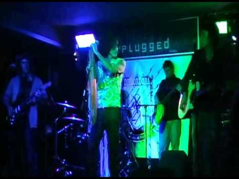 Rayando El Sol - DeCordoba Live at Replugged June ...