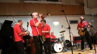 "You Never Can Tell" by Bev Pegg and his Good Time Jazz Gang chords