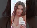 #Barbie star #ArianaGreenblatt fangirls over #DuaLipa at the premiere of the film
