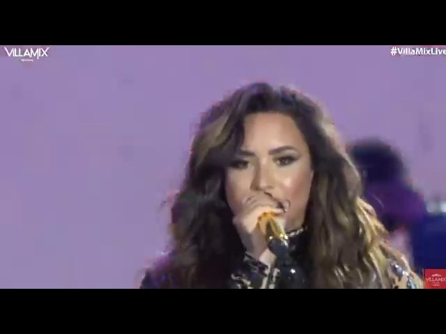 Demi Lovato Heart Attack live at Brazil, Villa Mix Festival Goiânia (01/07/17) class=