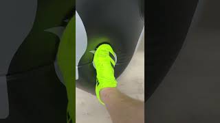 Trailer Popping - Stomp Intex Orca With Spike Shoes