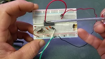 Crystal oscillator using Hex Inverter