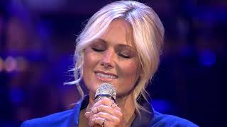 24. Helene Fischer - Leise Rieselt Der Schnee (Hofburg Wien 2015) FHD 24bit/48kHz LPCM 2 DTS-HD MA 6