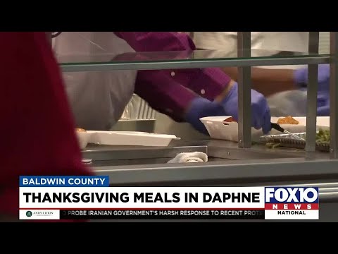 Daphne High School and local churches pair up to hand out Thanksgiving meals
