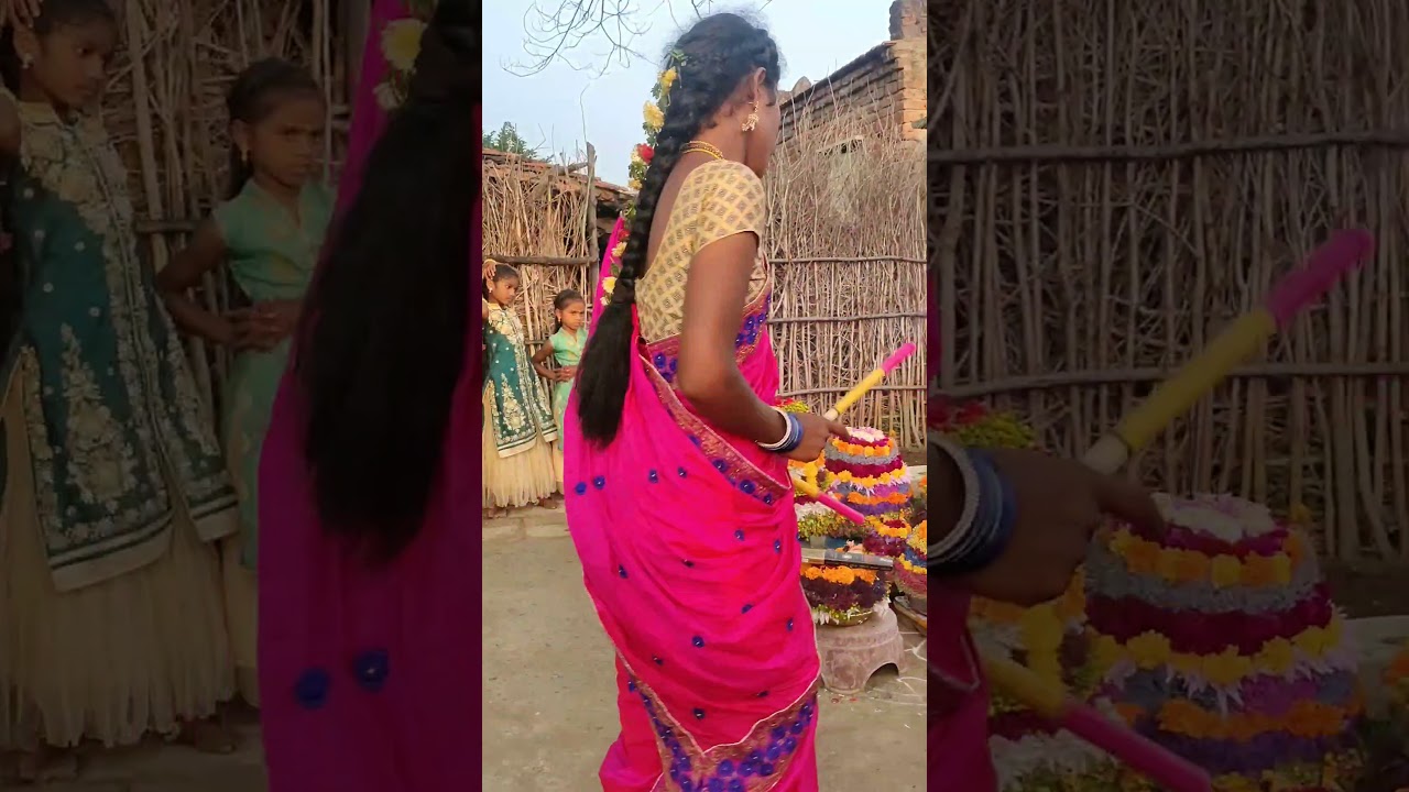 Watch Dampur Bathukamma Samburalu 2020//kolathala song//#Sarojafilmemakingchannel on YouTube Watch Dampur Bathukamma Samburalu 2020//kolathala song//#Sarojafilmemakingchannel on YouTube