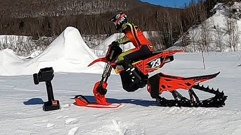 Losi PRO-MOTO (timbersled 3d printed) first test on snow.