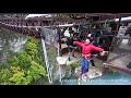 Bungee jumping ,Turista resta bloccata senza saltare