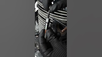 How to remove a Exhaust Manifold Stud with a GripEdge G-FORS Socket Extractor