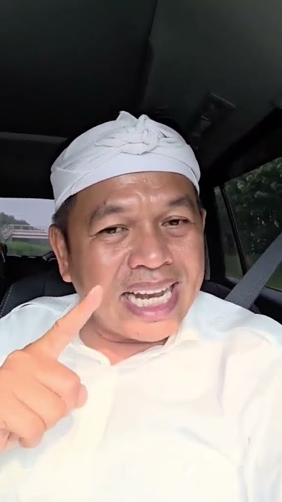 kata kang Dedi Mulyadi, untuk anak kecil jangan main Hp ya