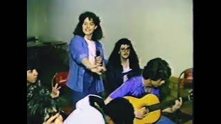 True Colots - Cyndi Lauper (rendition by fans) - 1991, São Paulo, Brazil.
