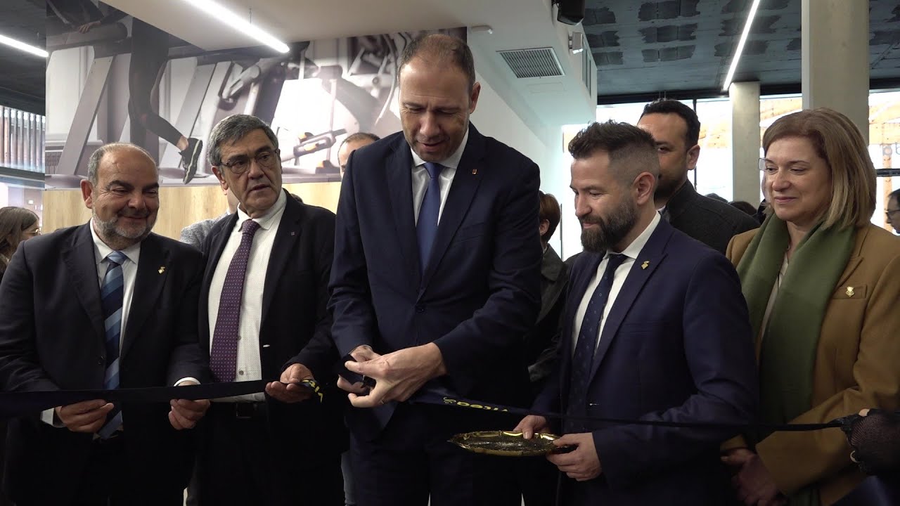 Ascó estrena un gran complex esportiu amb la presència de Berni Álvarez, conseller d’Esports