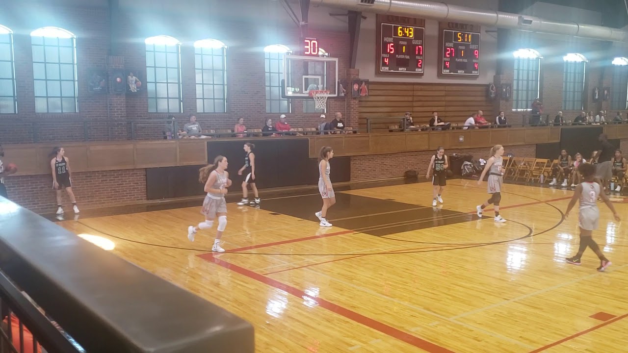 All Iowa Attack 8th grade Nike Red vs CY Select Alpha. Midwest Girls