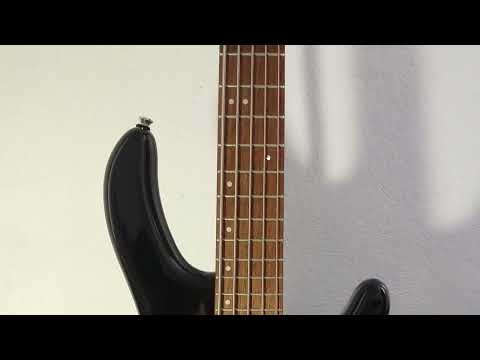 Cort Action V Bass guitar - Review