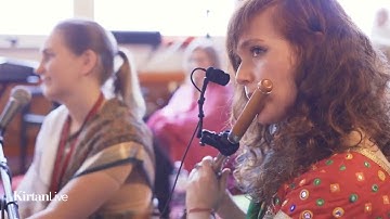 radhe radhe ho live shankaridasi kirtan sessions