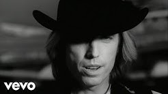 Tom Petty - Learning To Fly (Official Music Video)