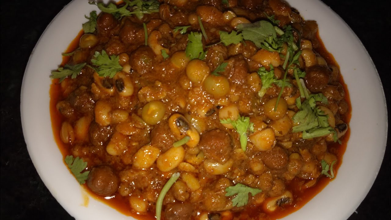 Bhel Bhal Ka Salan Or Mix Spourt Curry | Hafsa Kitchen | Hindi / Urdu