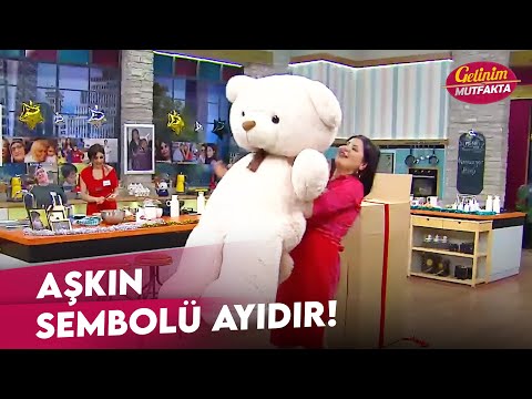 Nişanlısından Damla'ya Beklenmedik Jest 💕 - Gelinim Mutfakta 1 Nisan