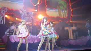 Katy Perry - California Girls live in Auckland, NZ, 8/05/11