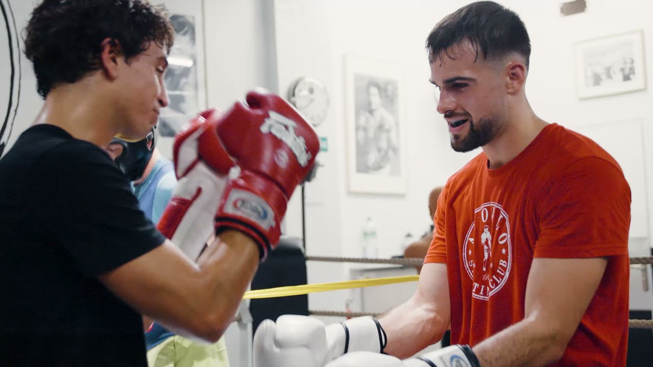 GET IN THE RING 🥊