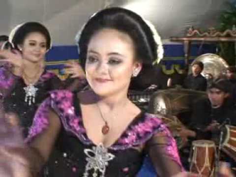 CS Sangga Buana - Gambyong Kalongking Dayohe Teko Voc. Nonik, Ririt, Putri, Nyimut