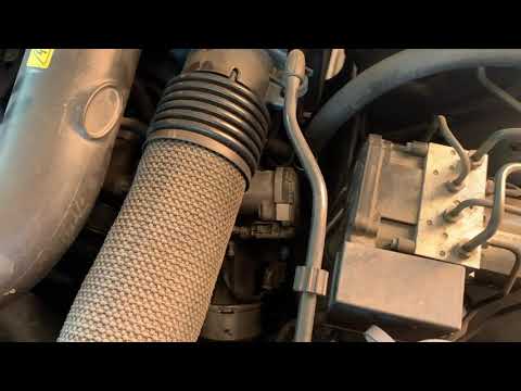 Mercedes Benz W204 w212 замена клапана вентиляции картерных газов change crankcase ventilation valve