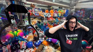 DOMINATING The Double Sided Claw Machine!