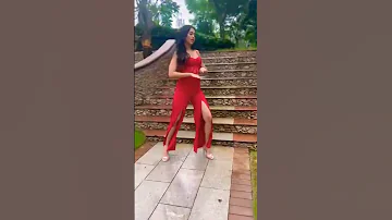 رقص راجيني بطلة مسلسل من حب ماقتل 