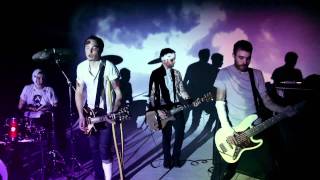 Video thumbnail of "The Flatliners | "Count Your Bruises" [Official Video]"