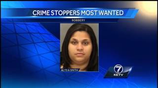 Crime Stoppers: Woman wanted for allegedly setting up 2 people in robbery