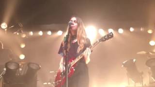 Haim - Nothing's Wrong (new song) - live Flagstaff, AZ 05/18/16