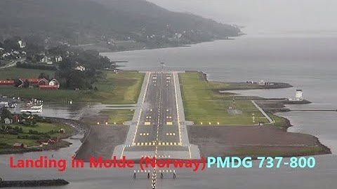 MSFS 2020 PMDG 737-800 Landing in Molde Norway (ENML)