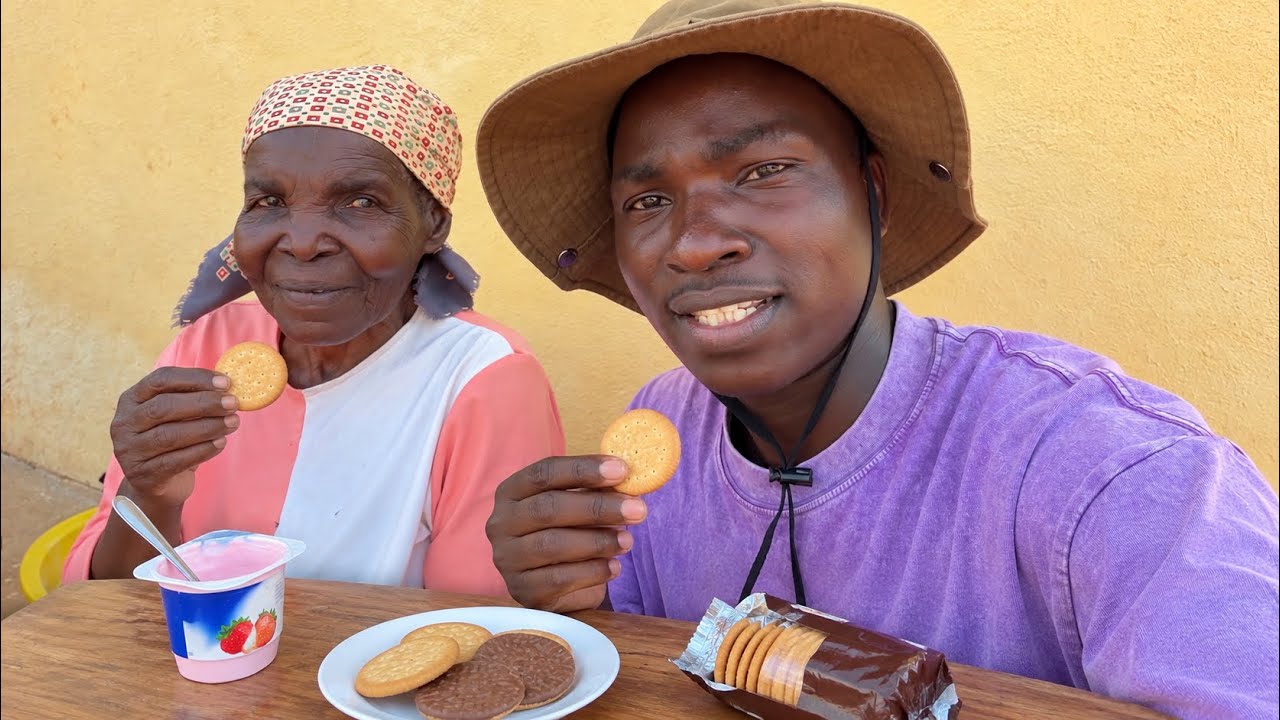 A Vovozinha Provou Novos Sabores Pela Primeira Vez! ❤️