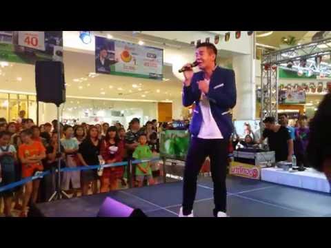 ไอซ์ ศรัณยู - เพื่อนสนิทคิดไม่ซื่อ@Fashion Island