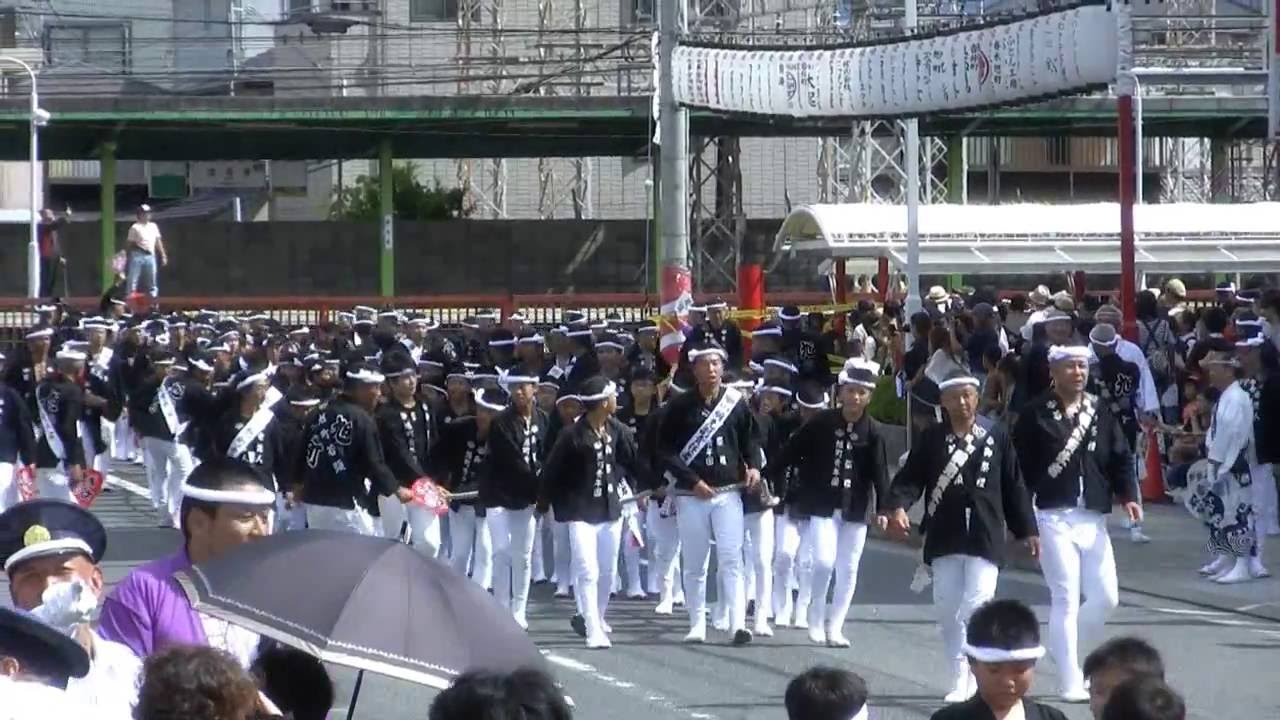 閲覧注意 平成28年春木だんじり祭 試験曳き 事故 Youtube