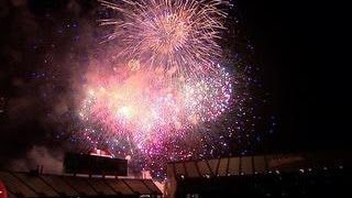 CNET News - Behind the scenes of a fireworks spectacular