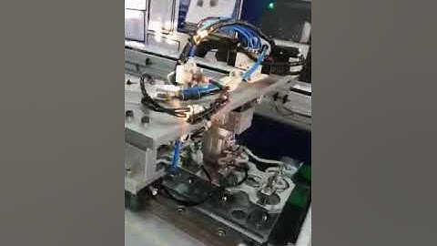 PLASTIC SOLUTION - One mold 8 cavities metal parts insert solution with Topstar injection robot