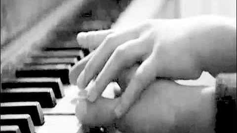 The key that opens the heart-Trailer