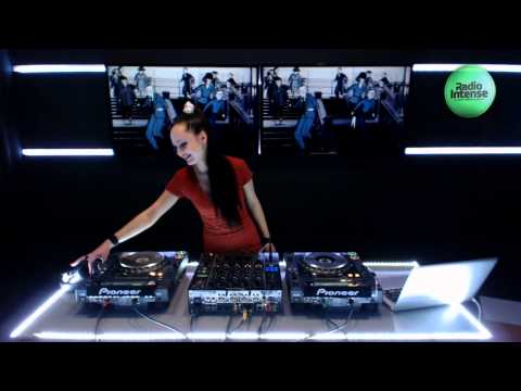 Live Radio Intense 21 10 2013 Marina Magirani