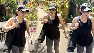 Preity Zinta Caught Working Out In Bandra See The Video