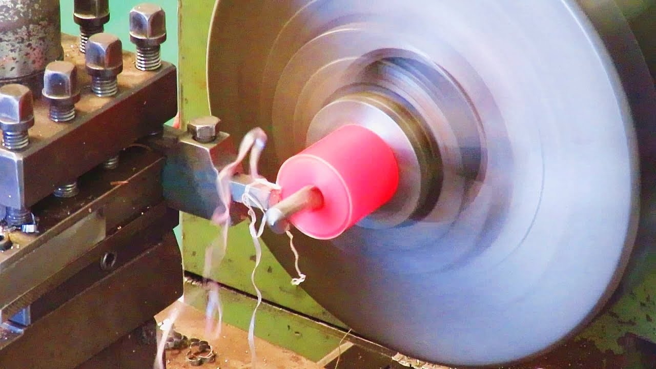 TORNEANDO BUCHAS DE POLIURETANO DOS SUPORTES DA CABINE DO FORDÃO HULK