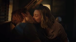 Riverdale 6x15 - Betty And Archie Scenes