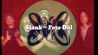 Slank  Foto Dalam Dompet