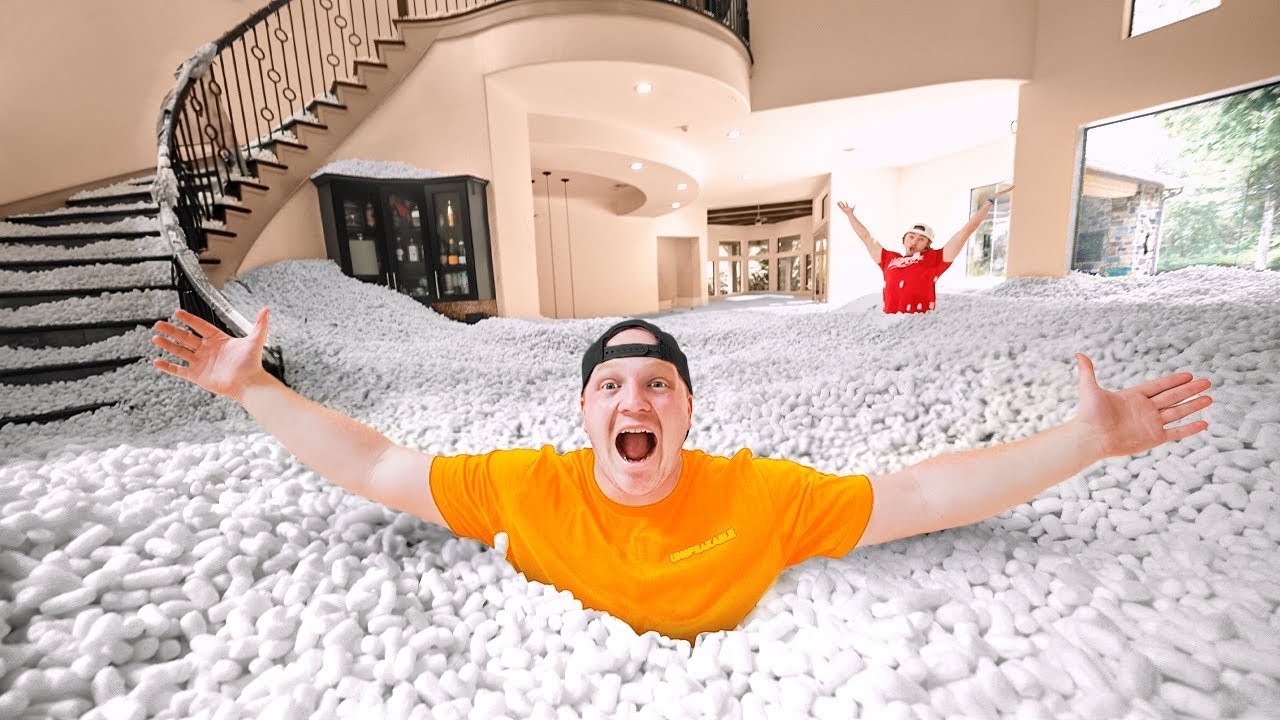 Filling My Friend's House With 100 Million Packing Peanuts!