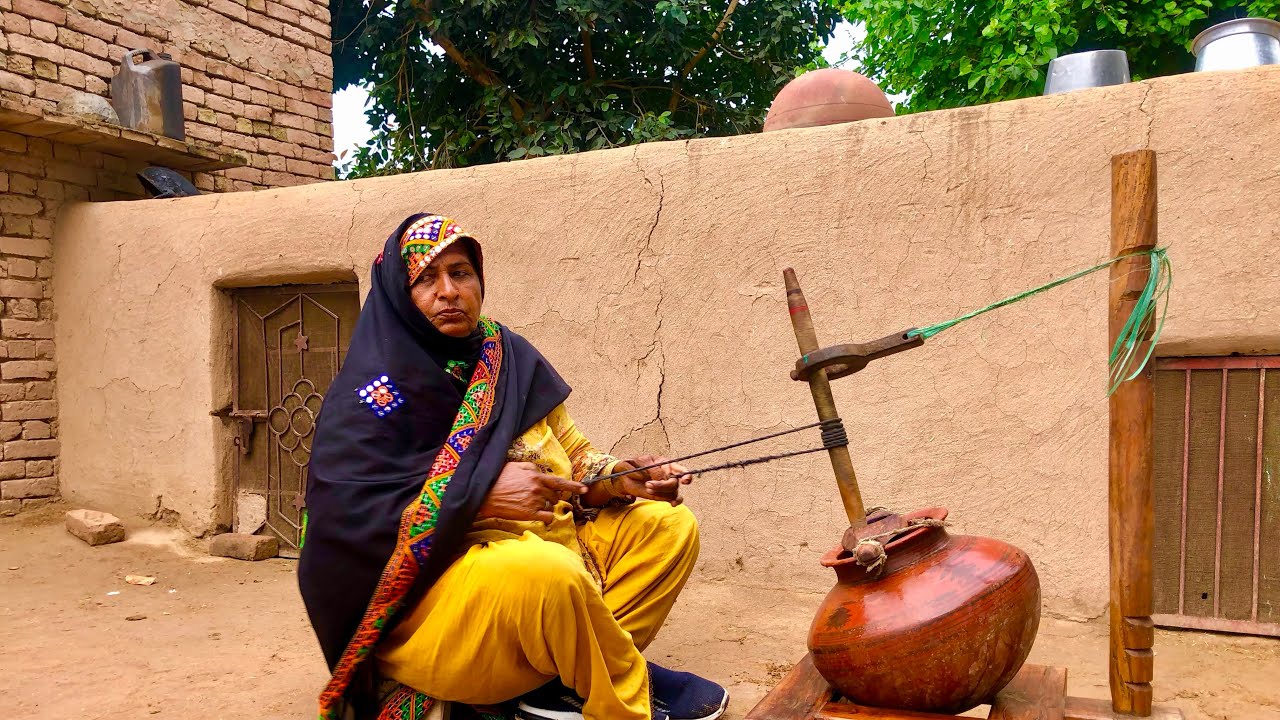 Village Woman Morning Routine in hot Sumer Pakistani Woman life in Punjab Village The Most beautiful