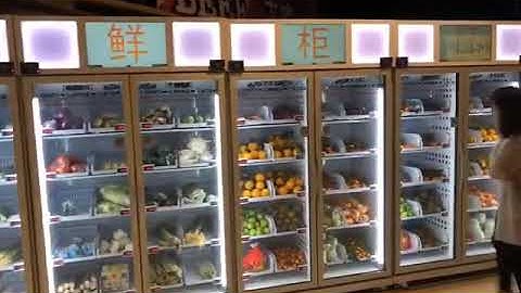 Smart Fridge vending machine Unmanned supermarket，for fresh food, frozen meat