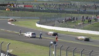 2010 SUPERGT Rd.3 富士「非常に危険なデブリ回収シーン」 2010 SUPERGT Rd.3 富士「非常に危険なデブリ回収シーン」